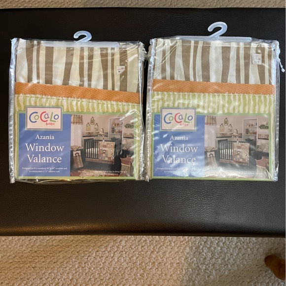 COCALO BABY NWT Lot of 2 Azania Animal Print Window Valance baby bedroom green - Picture 7 of 10
